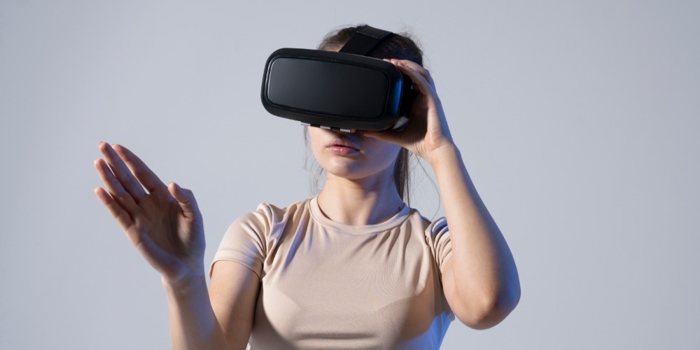 interior-designer-woman-using-a-vr-software-and-vr-headset-to-design